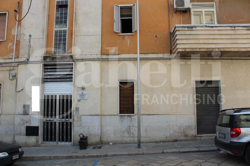 Quadrilocale in vendita a Canosa di Puglia