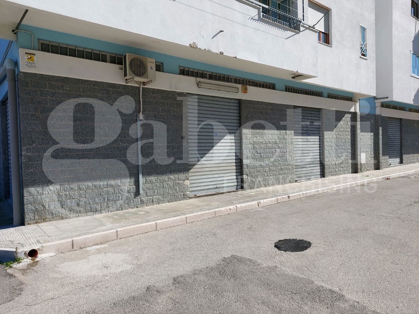 Magazzino in vendita a Canosa di Puglia