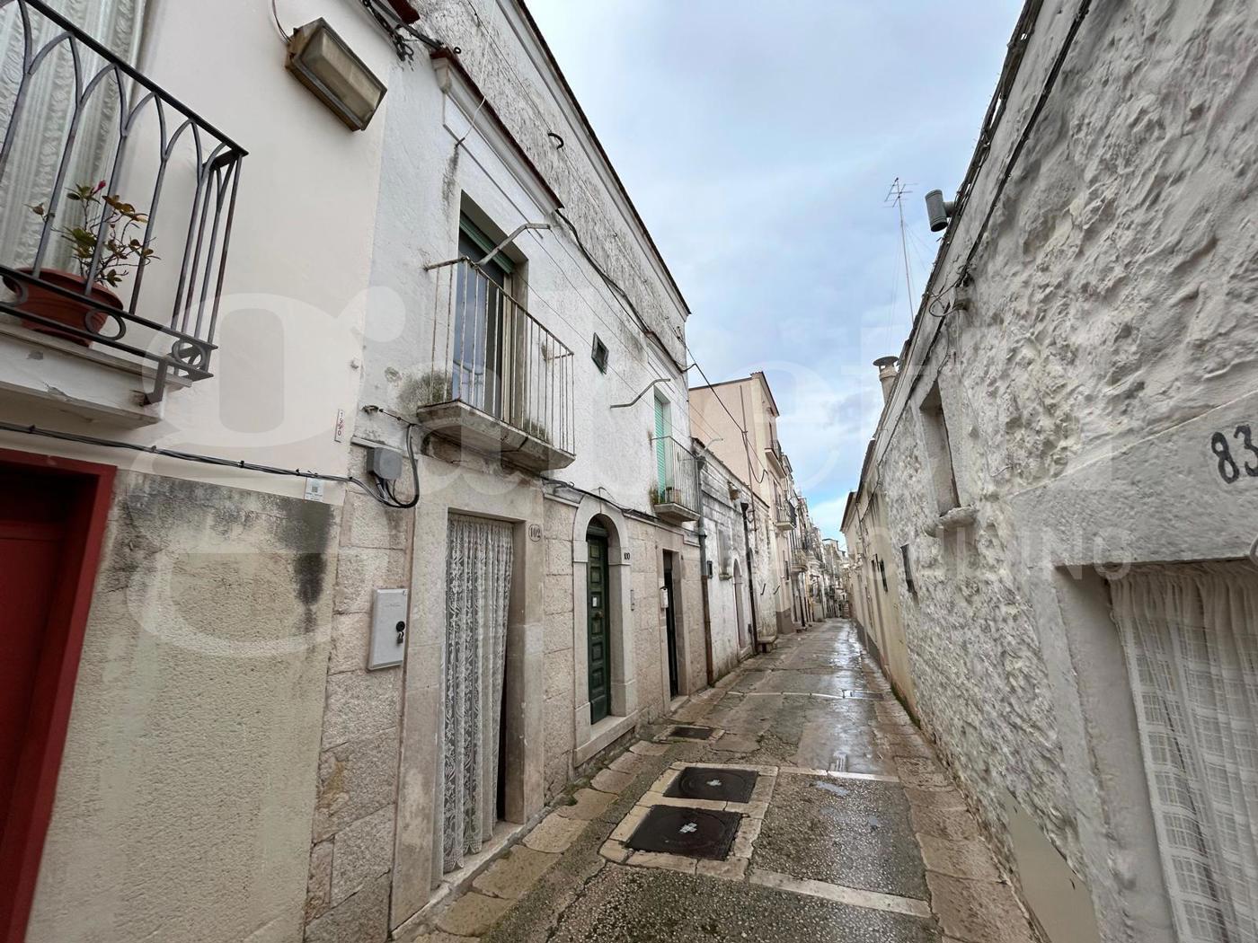 Casa indipendente da ristrutturare a Minervino Murge