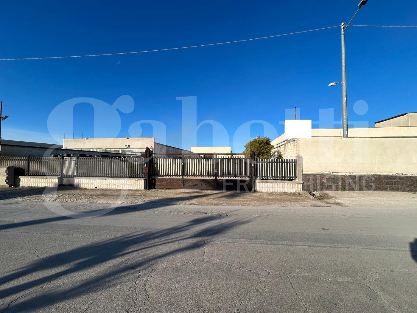 Capannone in vendita a Canosa di Puglia