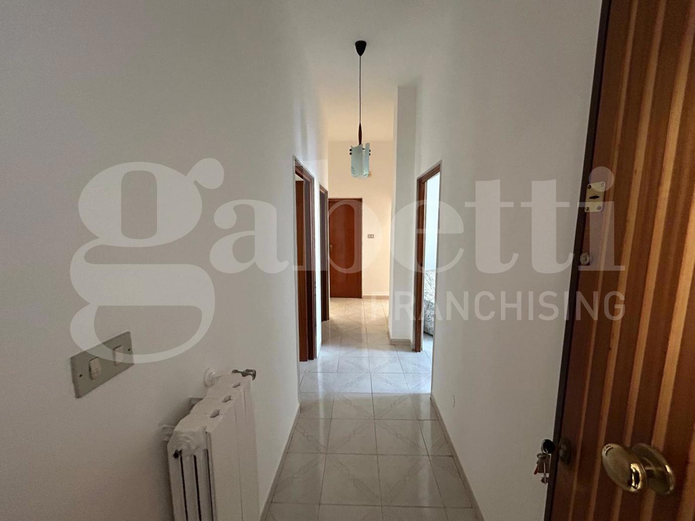 Quadrilocale in vendita a Canosa di Puglia