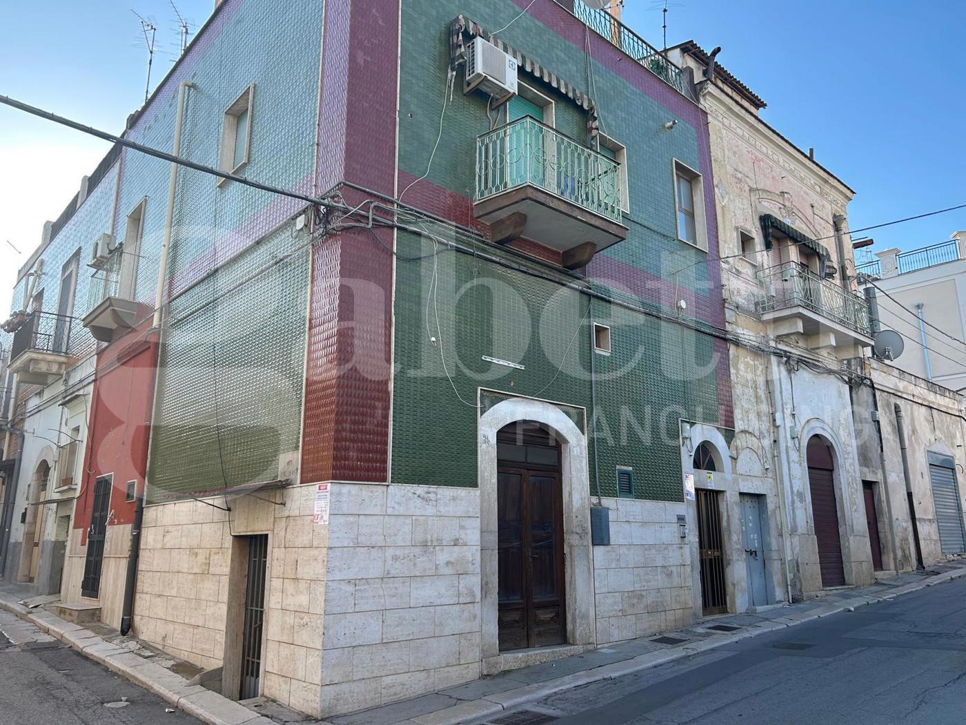Casa indipendente in vendita a Canosa di Puglia