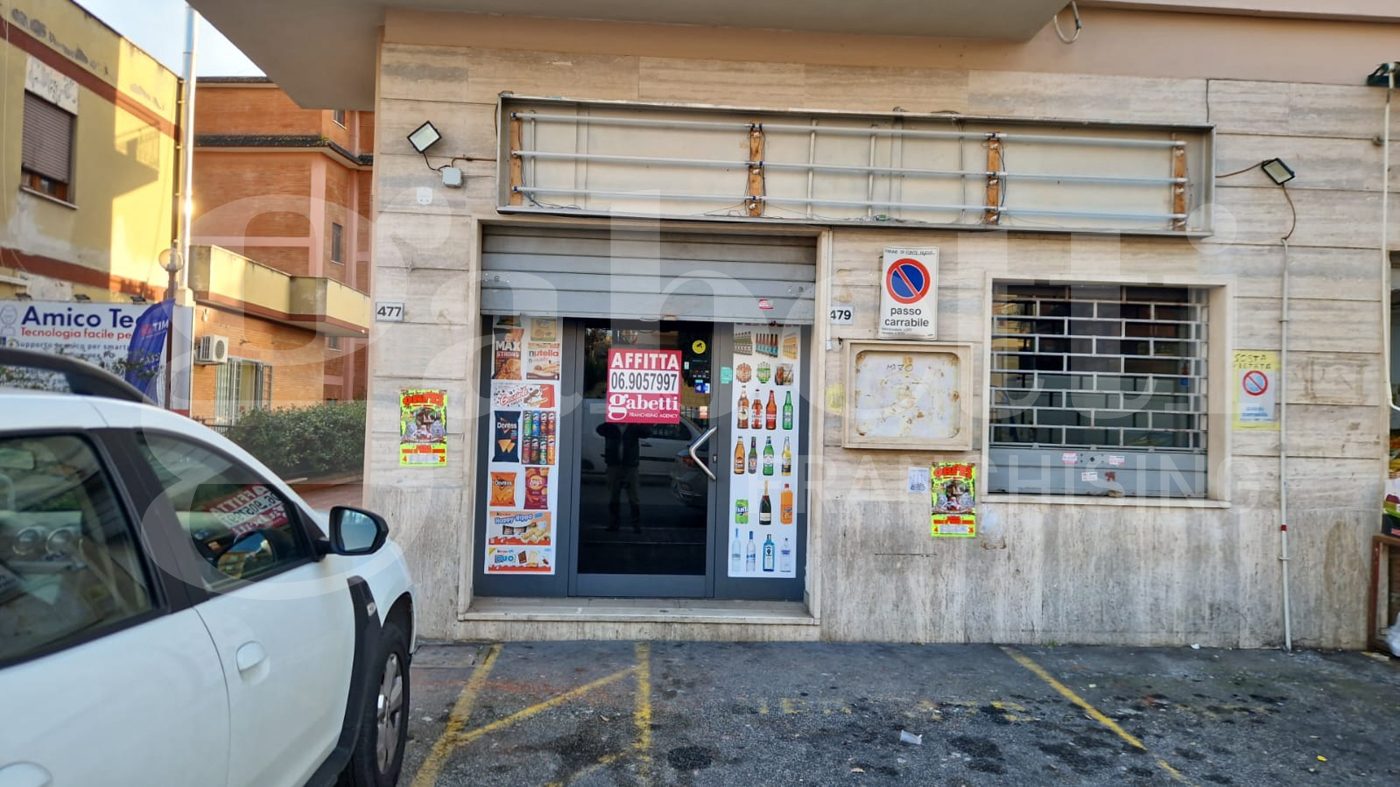 Negozio in affitto a Fonte Nuova