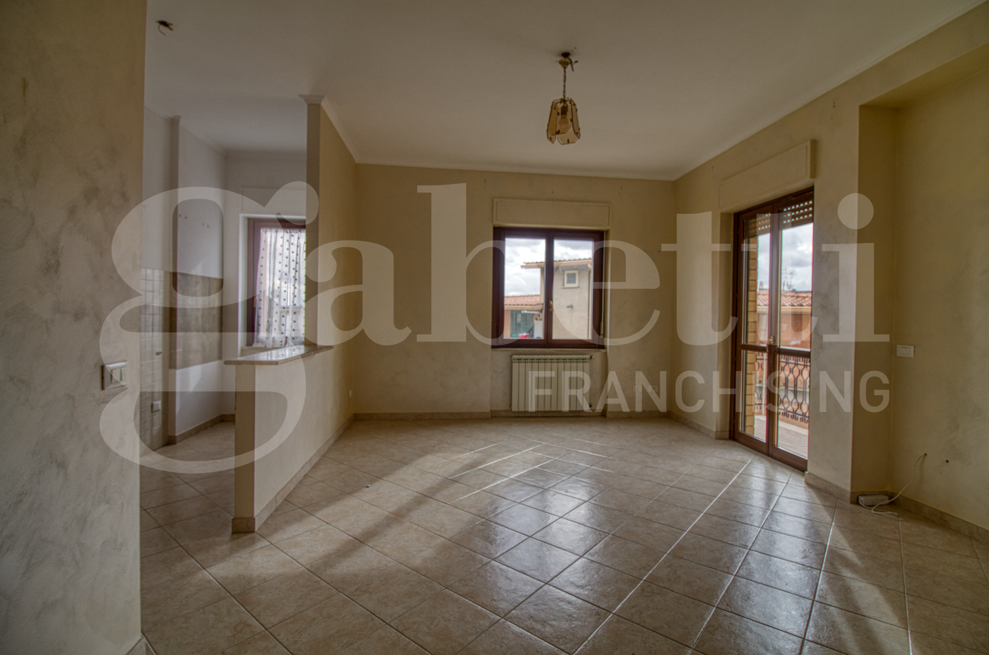 Quadrilocale in vendita a Fonte Nuova