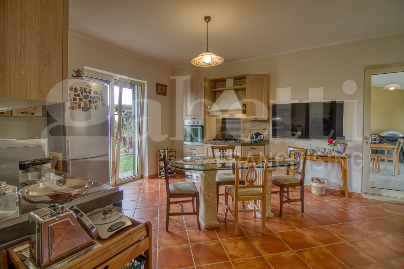 Villa con giardino a Sant'Angelo Romano