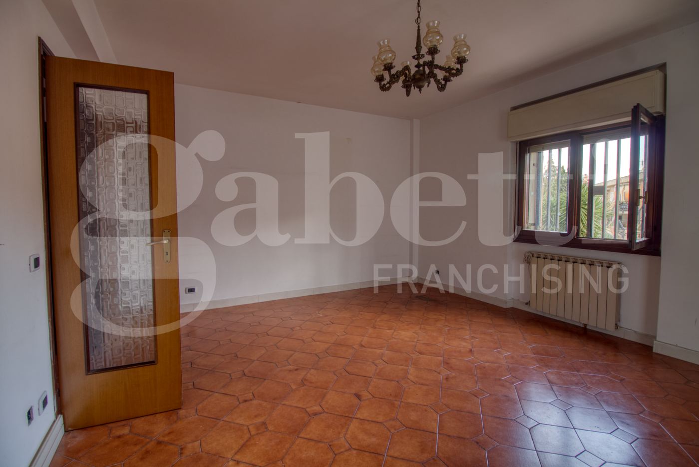 Trilocale da ristrutturare a Fonte Nuova