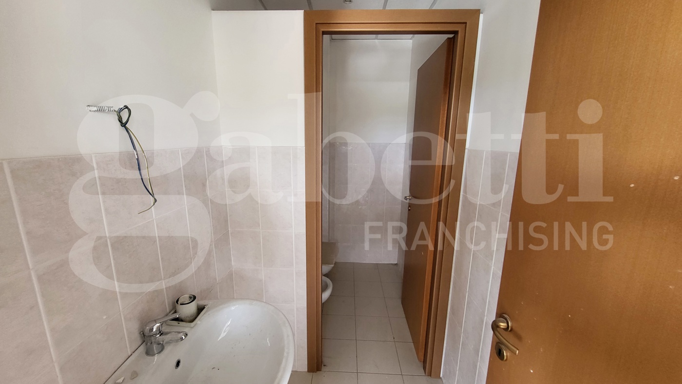 Ufficio in affitto a Fonte Nuova