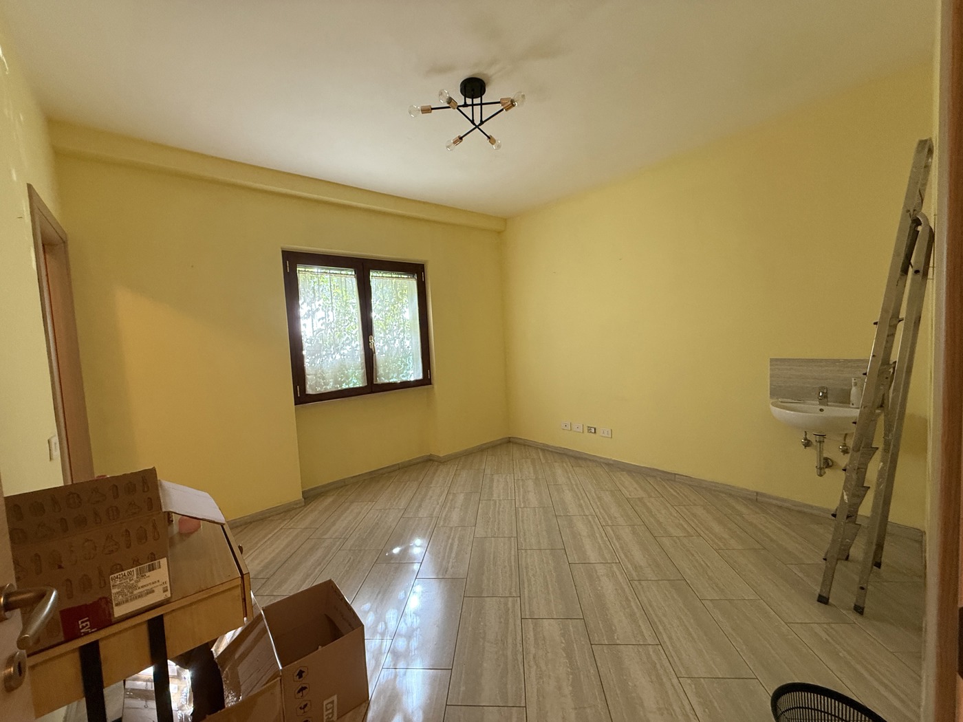 Ufficio in affitto a Fonte Nuova