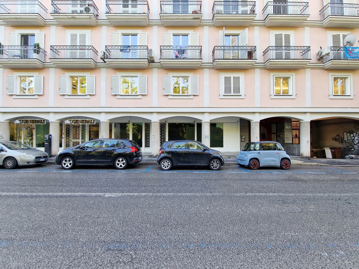 Negozio classe A3 a Caserta