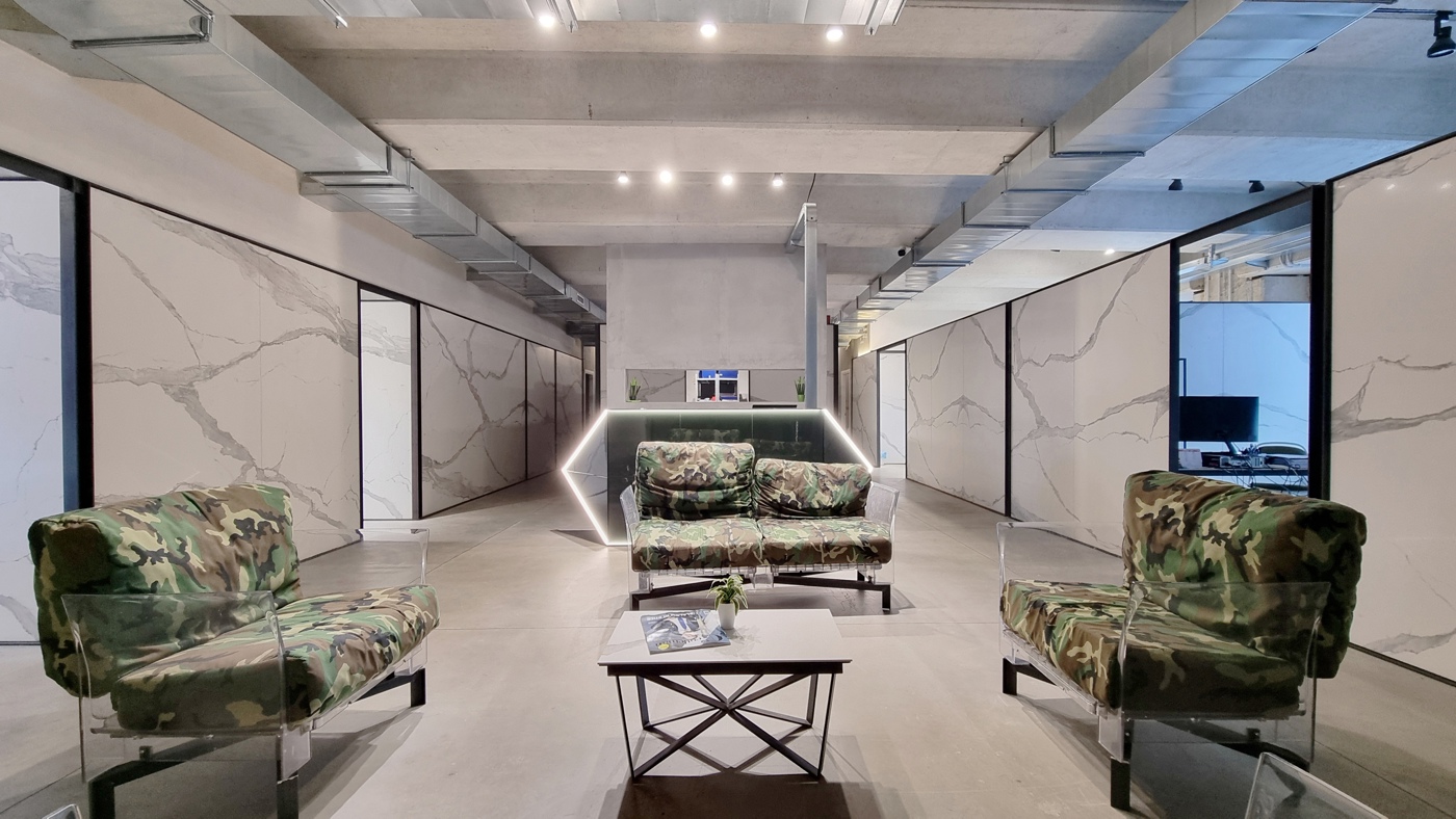 Ufficio con box doppio a Caserta