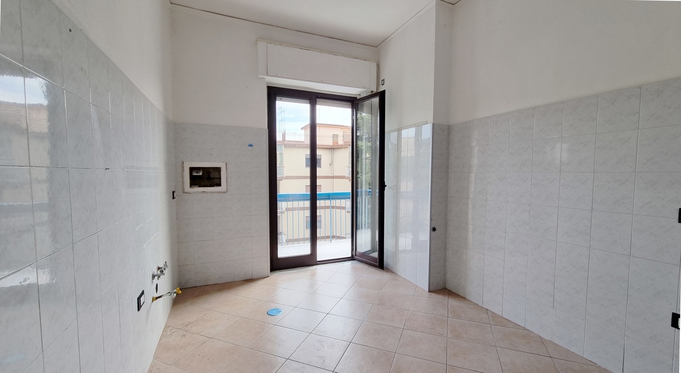 Trilocale da ristrutturare a Caserta