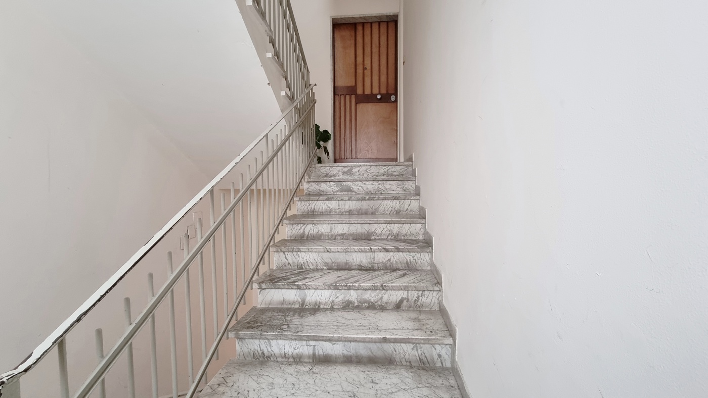 Trilocale arredato in affitto a Caserta