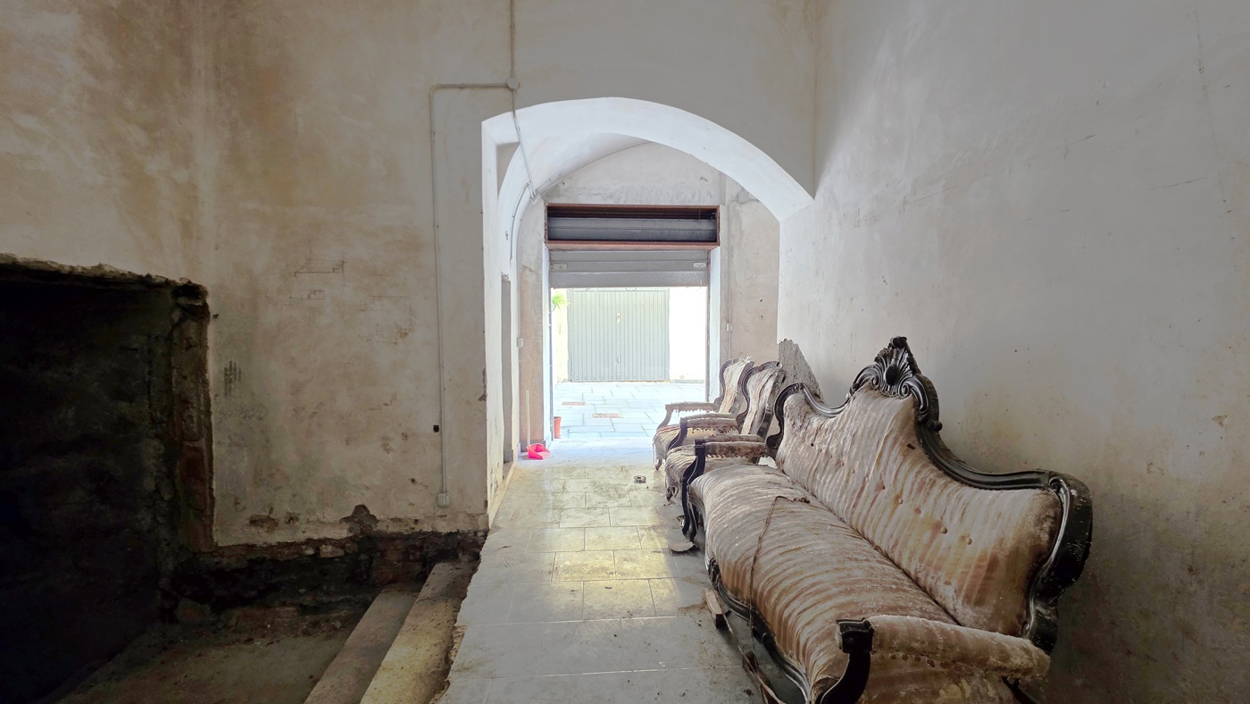 Magazzino in vendita a Caserta