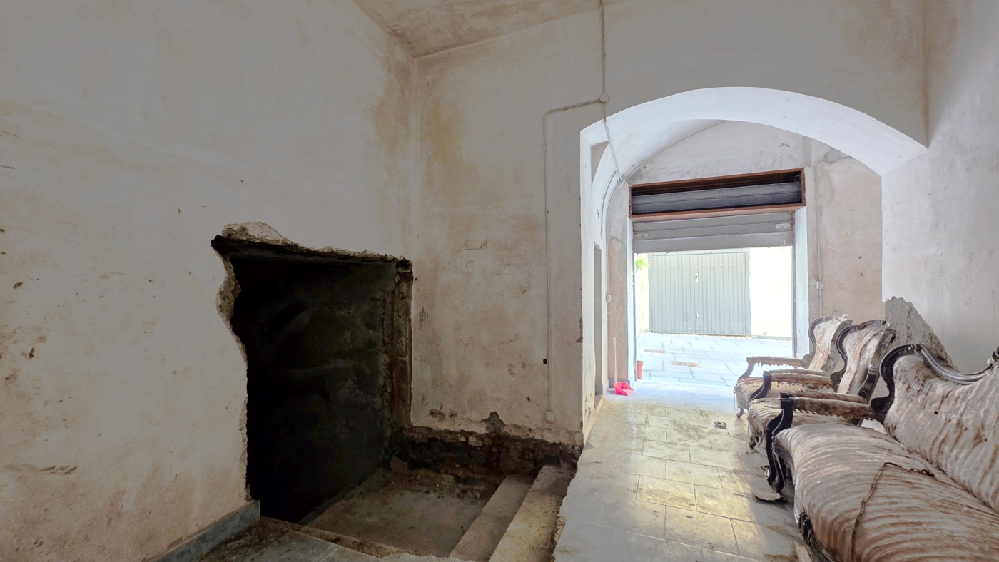 Magazzino in vendita a Caserta