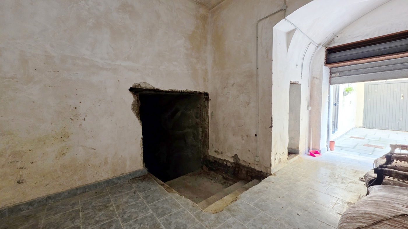 Magazzino in vendita a Caserta