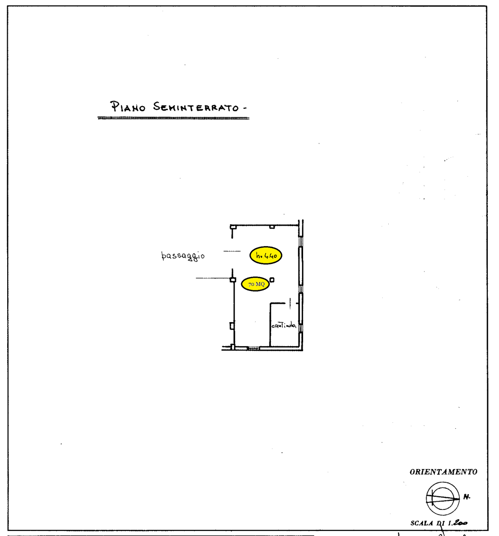 Box/Garage 70mq in vendita a Caserta