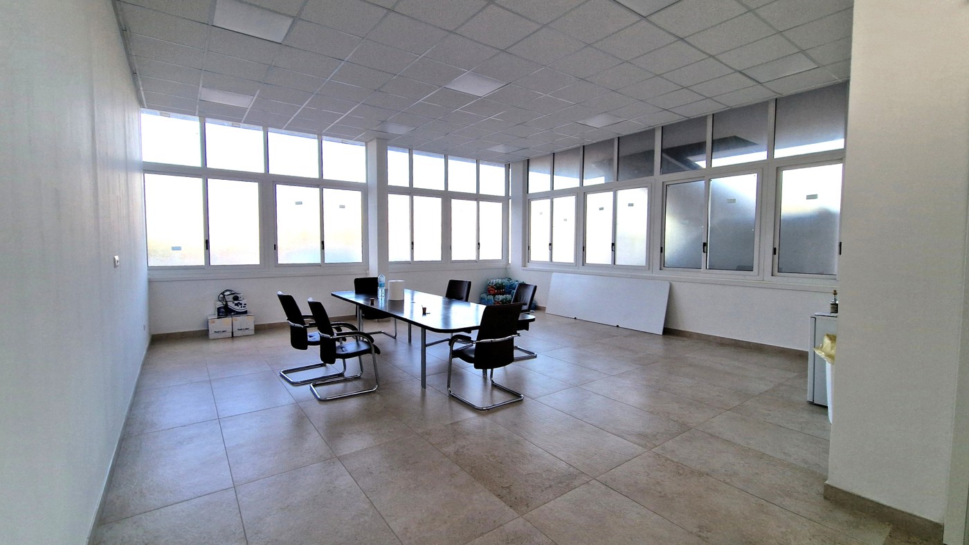 Ufficio in affitto a San Nicola la Strada