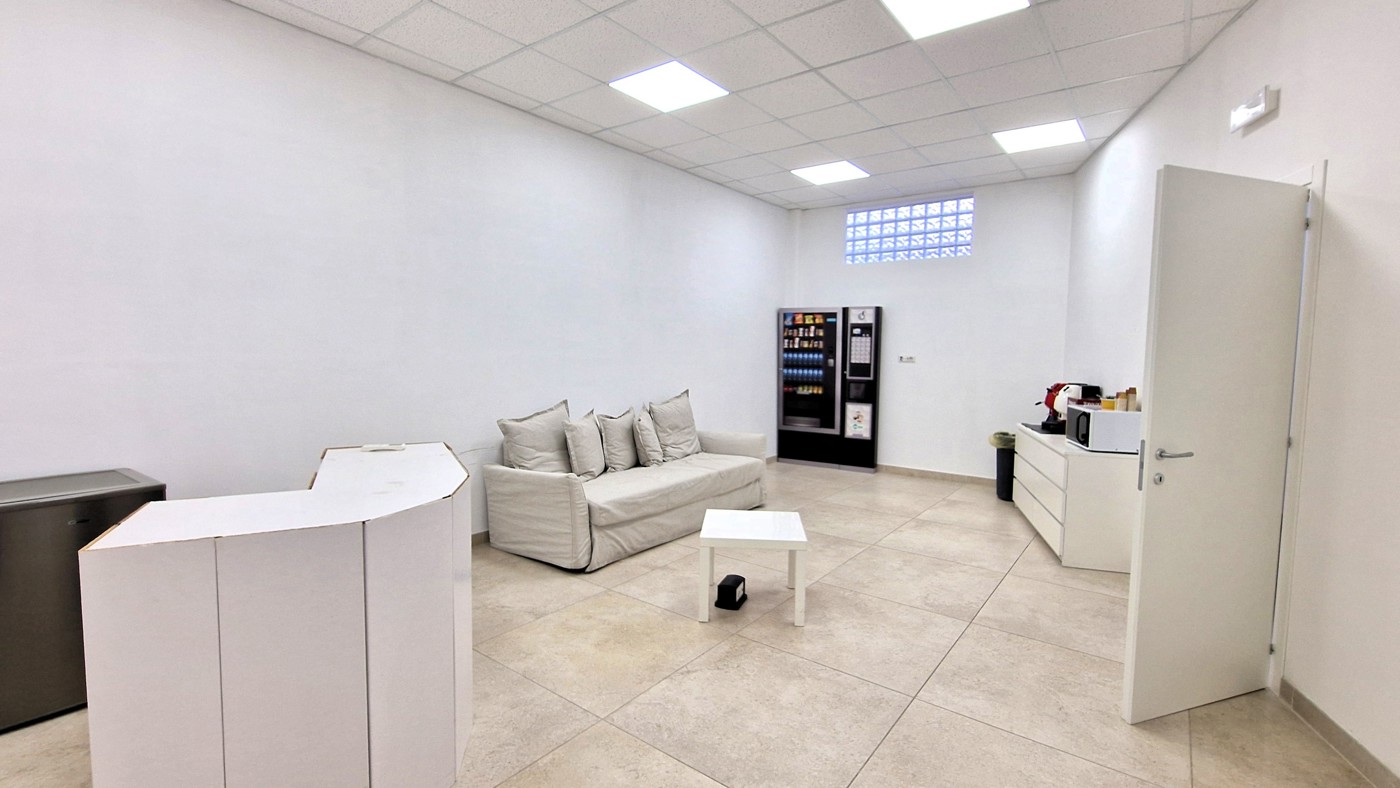 Ufficio in affitto a San Nicola la Strada