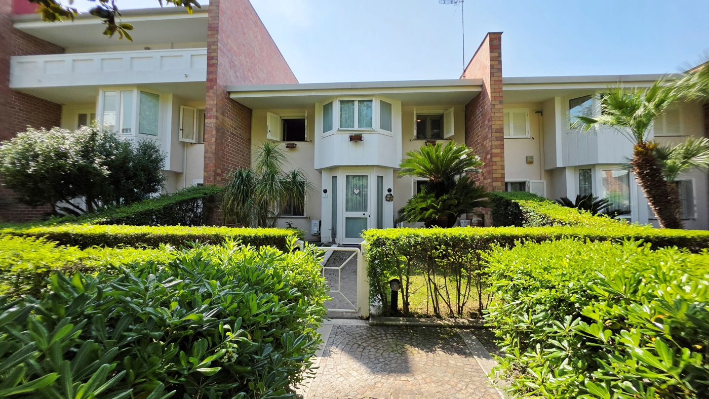 Villetta a schiera in vendita a Caserta