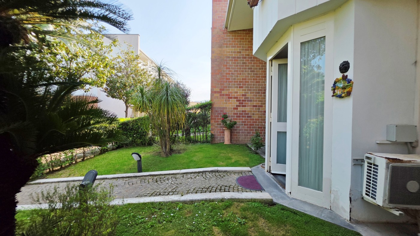 Villetta a schiera in vendita a Caserta