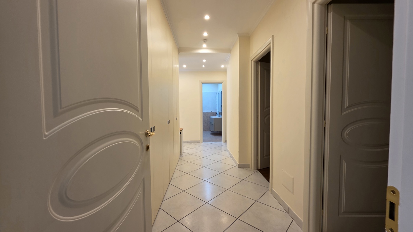 Quadrilocale arredato in affitto a Caserta