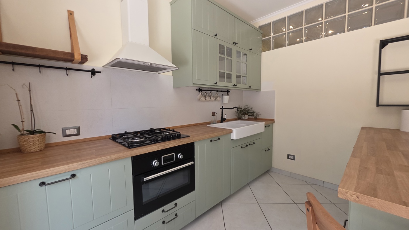 Quadrilocale arredato in affitto a Caserta