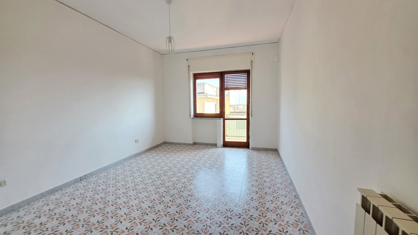 Trilocale da ristrutturare a Maddaloni