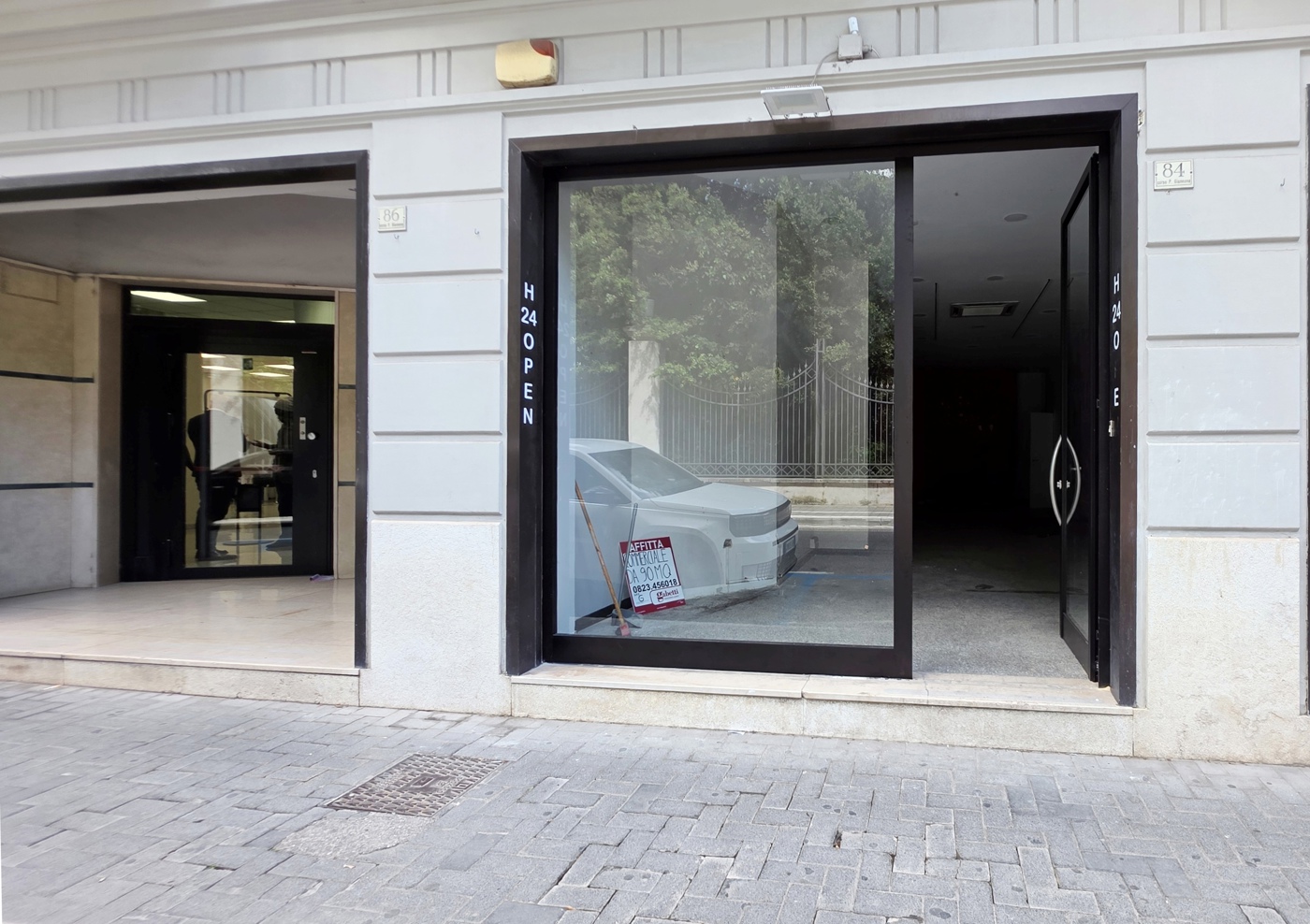 Negozio in affitto a Caserta