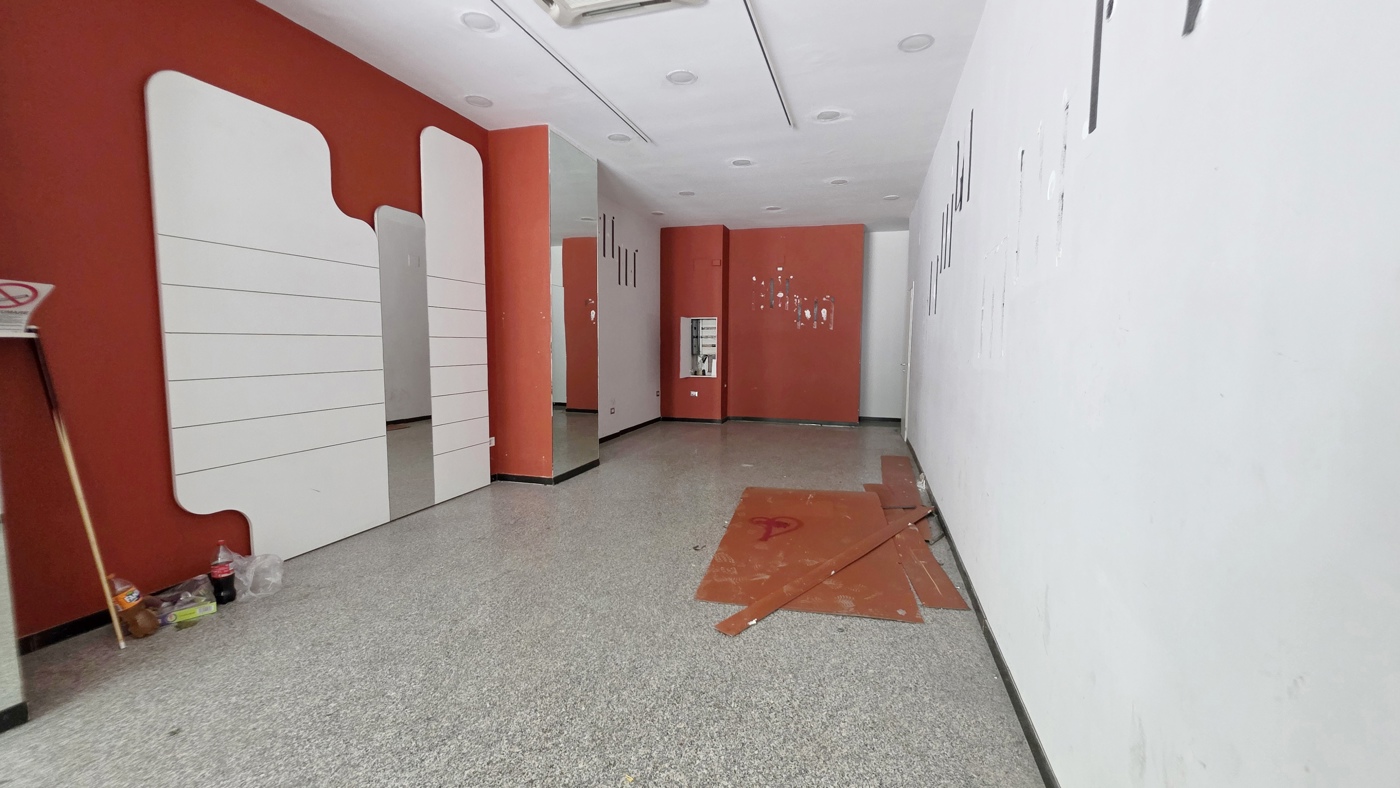 Negozio in affitto a Caserta