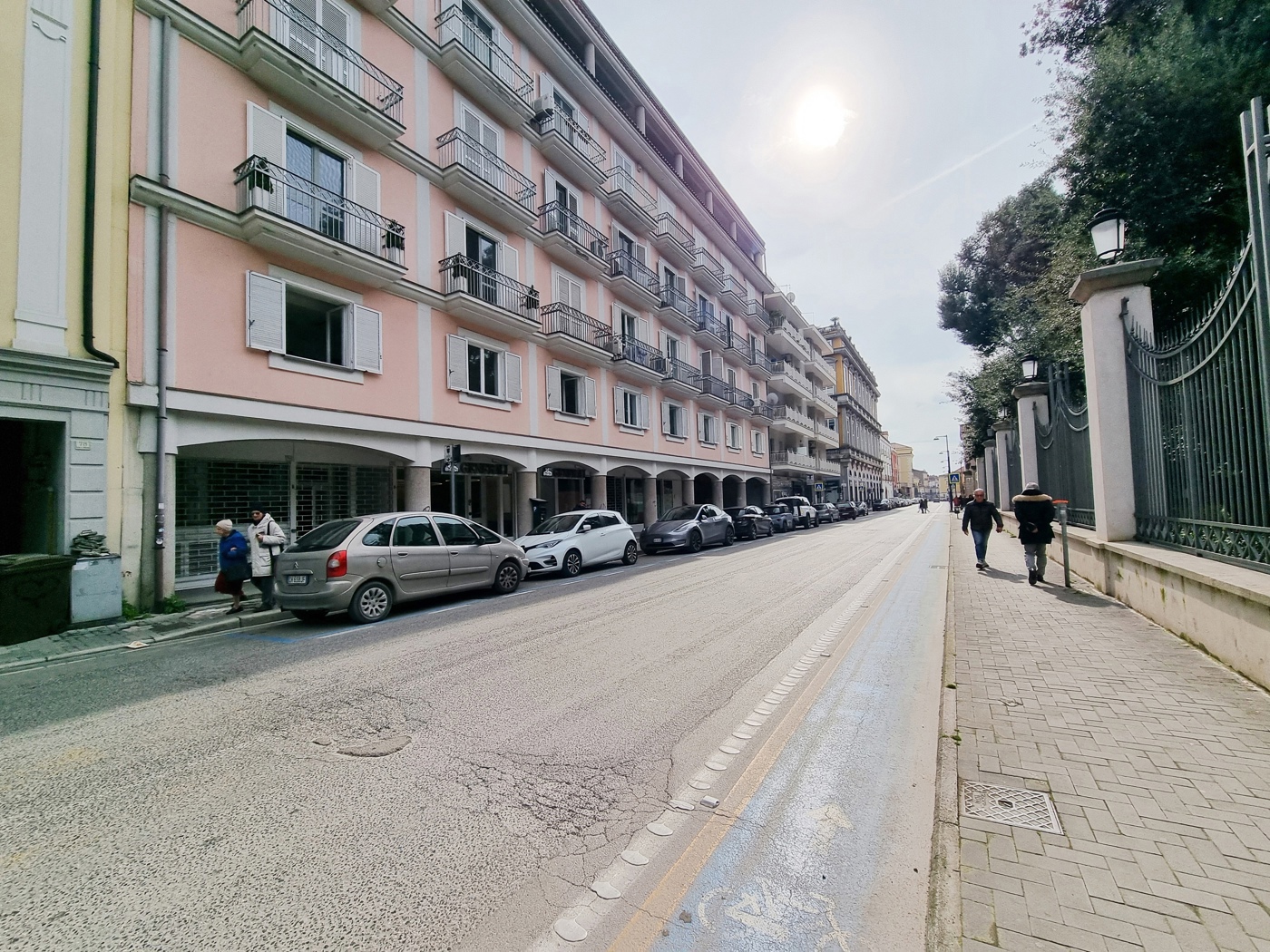 Negozio in affitto a Caserta