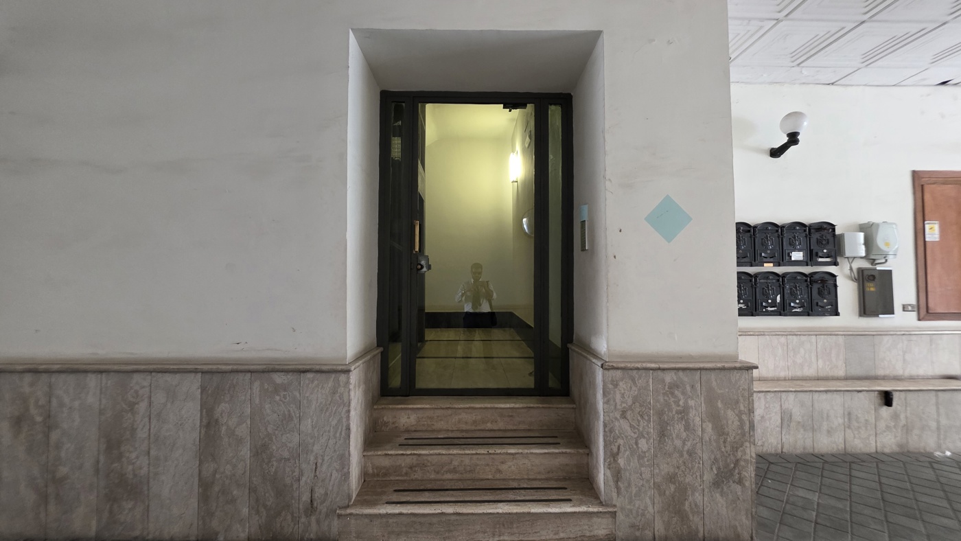 Ufficio con box doppio a Caserta