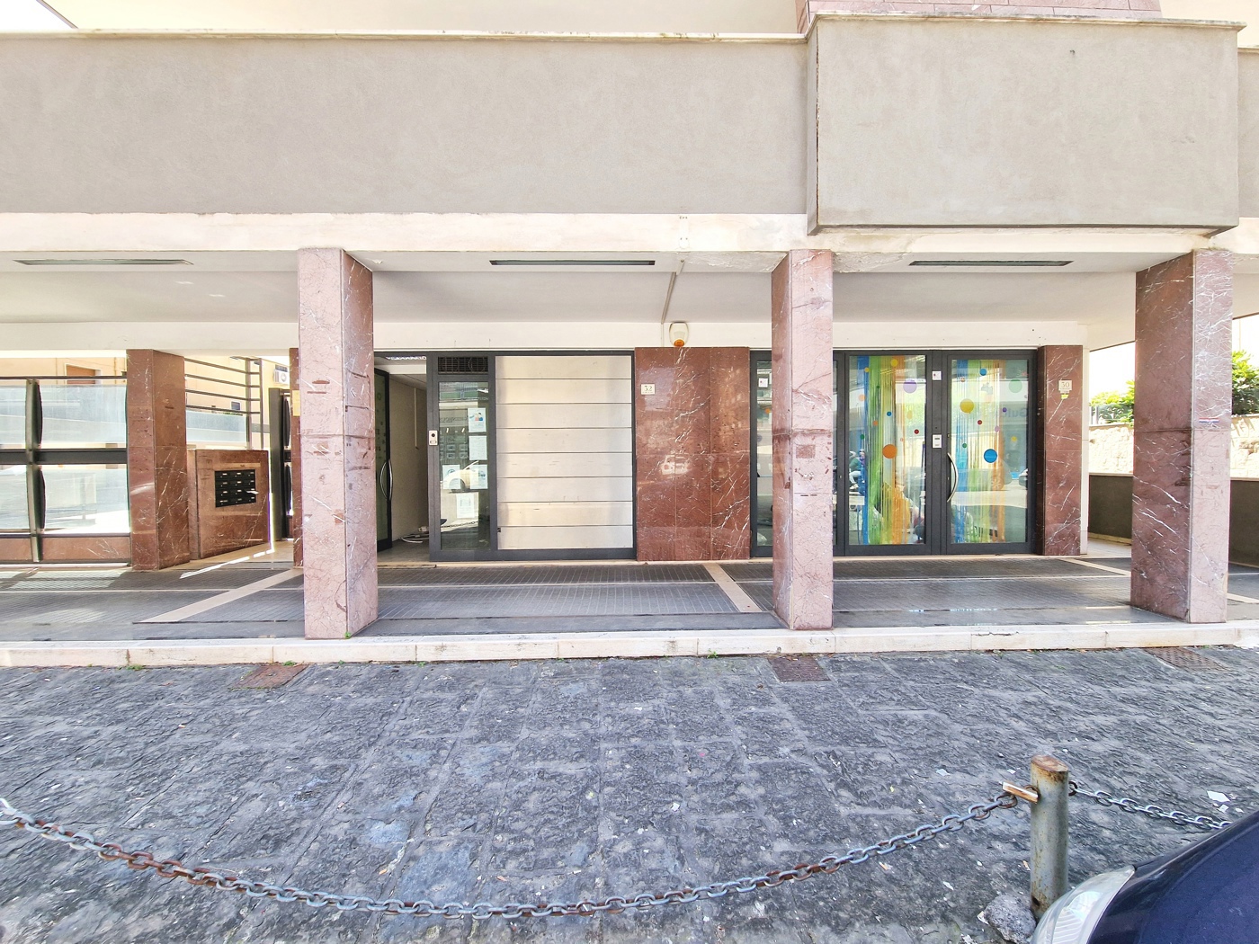 Negozio in affitto a Caserta