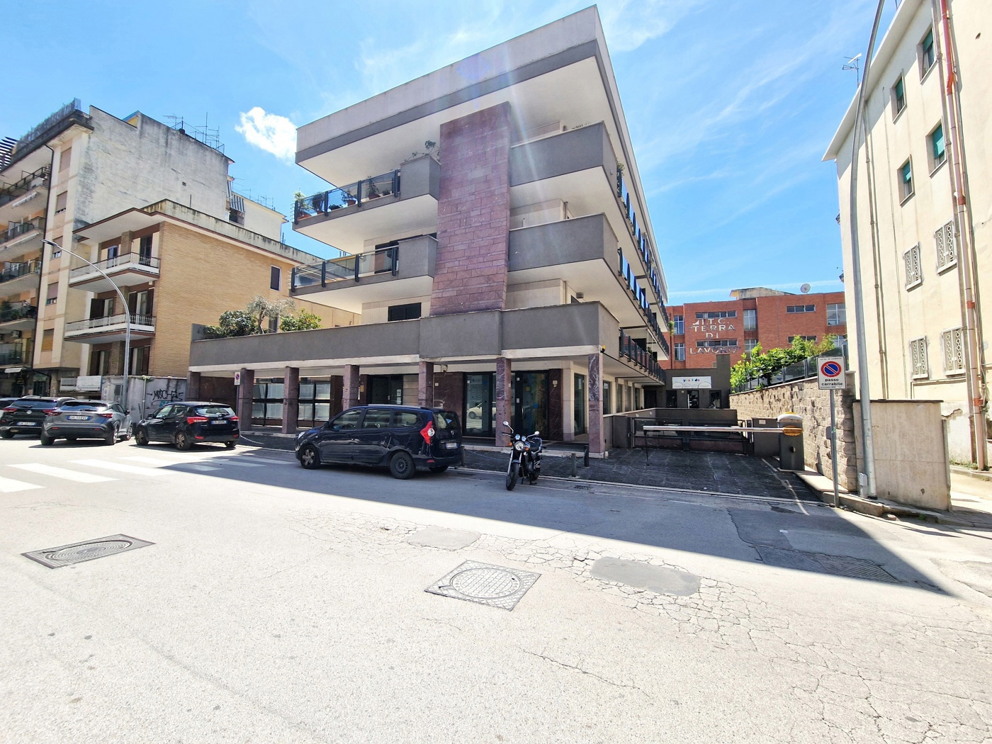 Negozio in affitto a Caserta