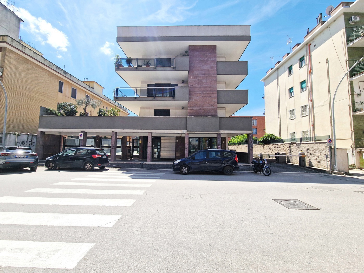 Negozio in affitto a Caserta
