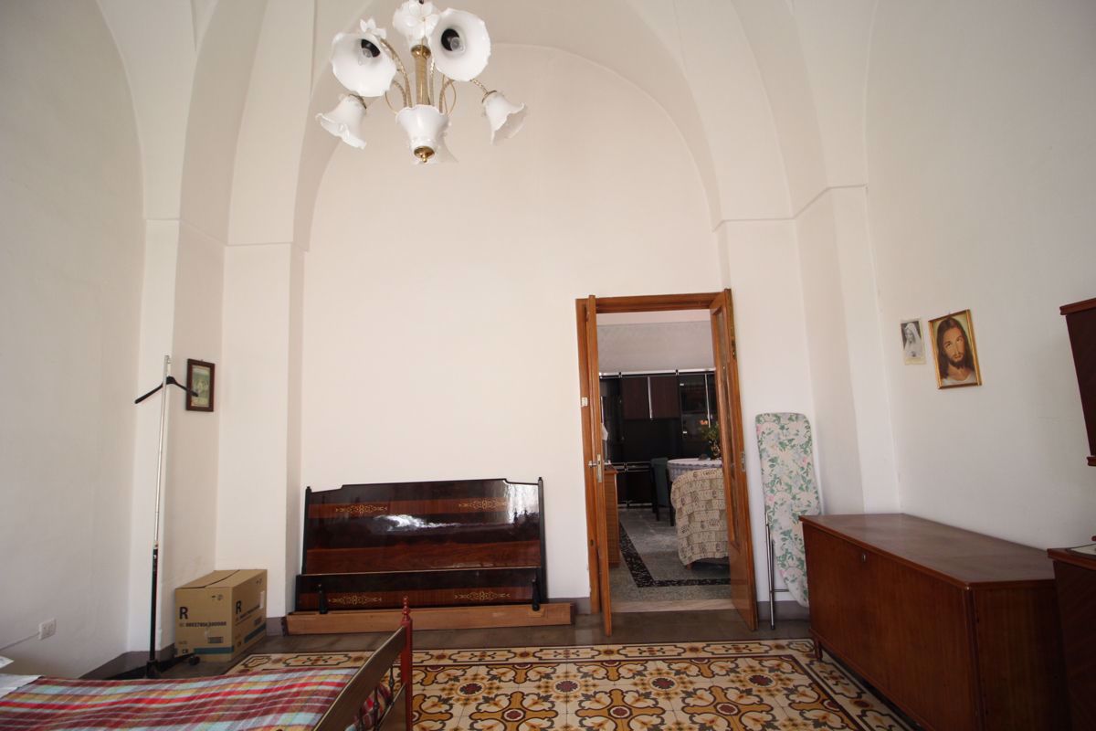 Casa indipendente da ristrutturare a Manduria