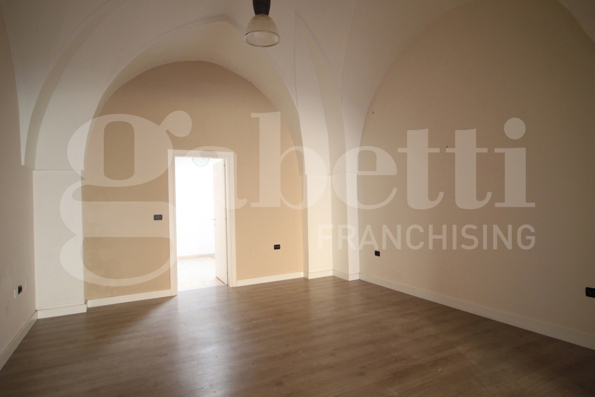 Negozio in affitto a Manduria