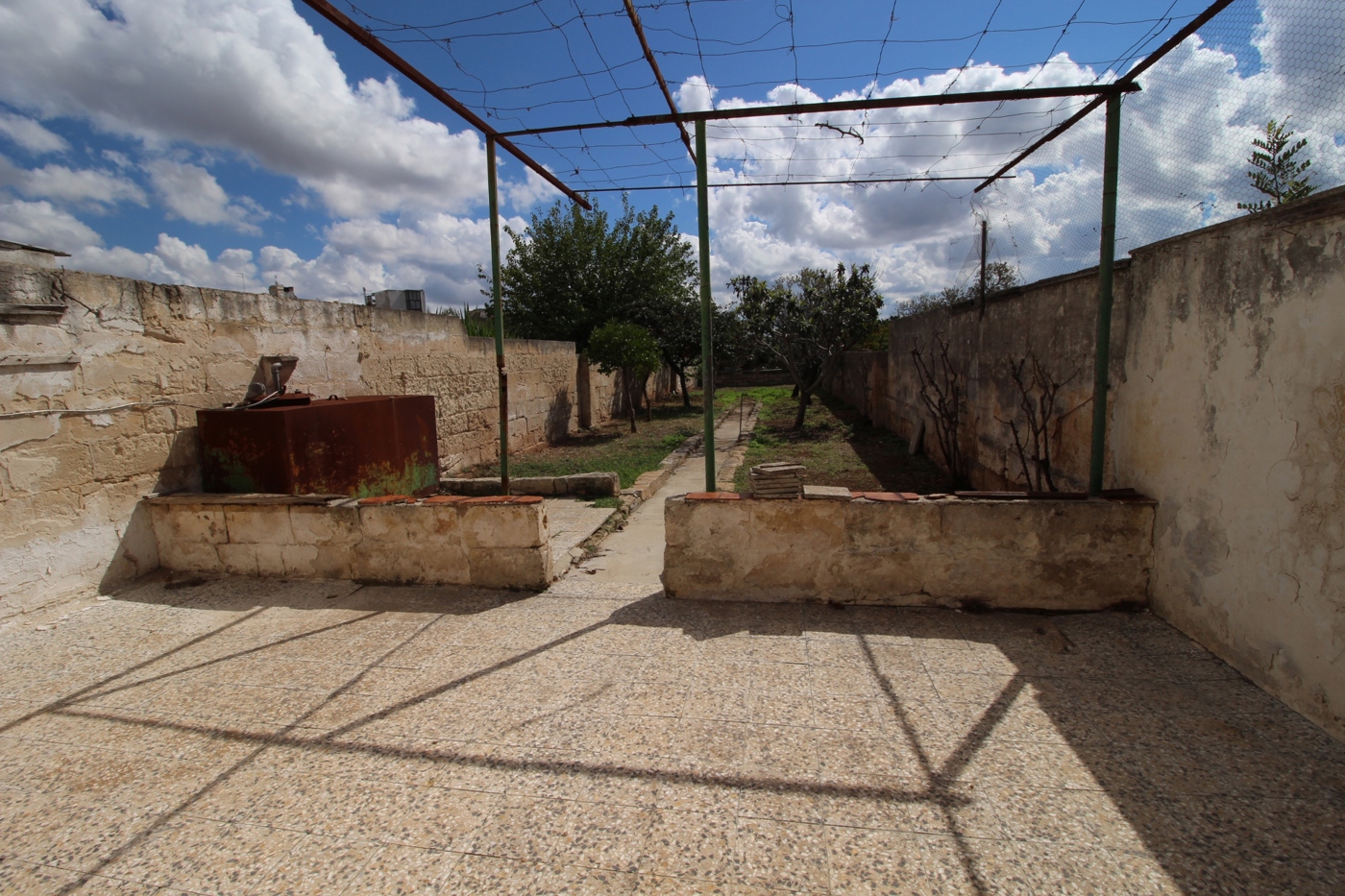 Casa indipendente da ristrutturare a San Marzano di San Giuseppe