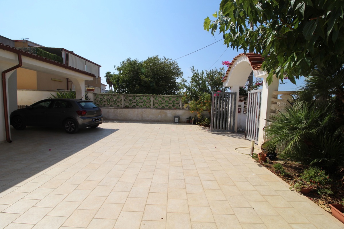 Villa in vendita a Torricella