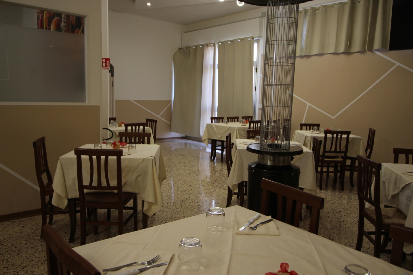 Attivit� commerciale Ristorante e pizzeria in vendita a Manduria