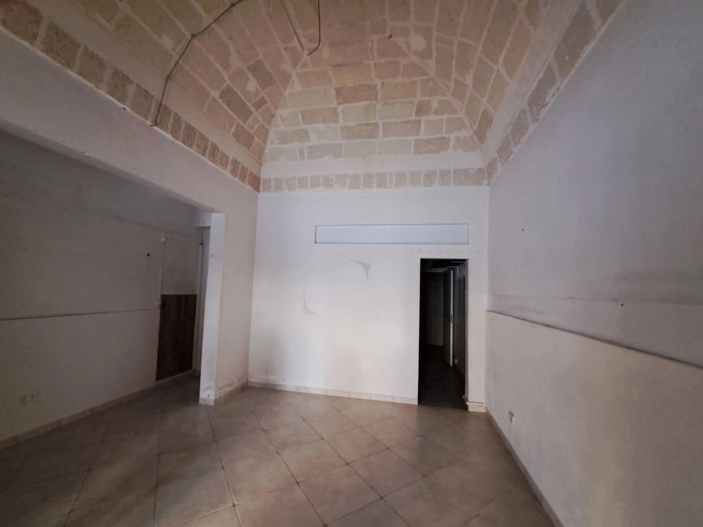 Negozio in affitto a Manduria