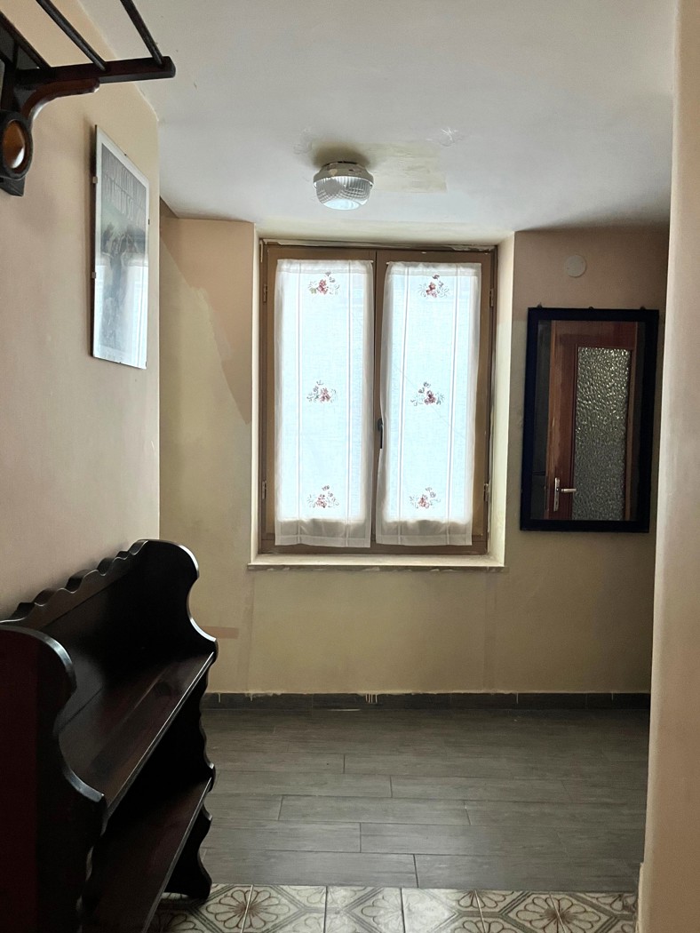 Trilocale arredato in affitto a Venasca