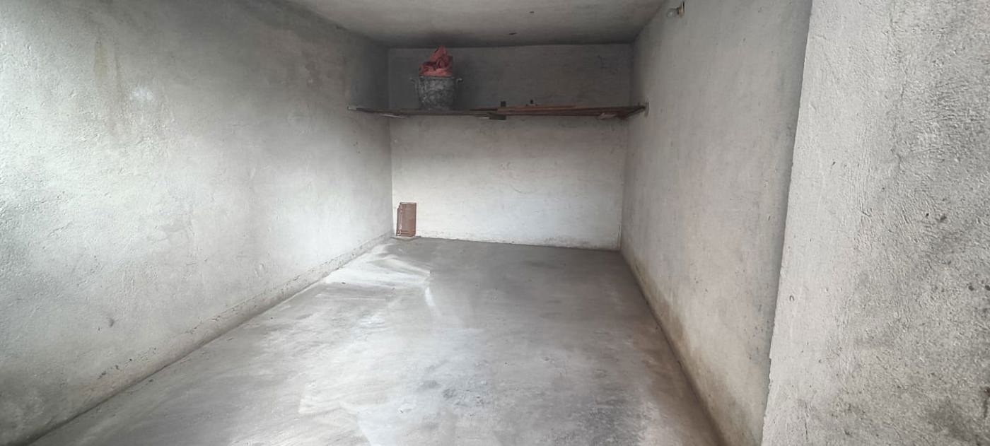 Box/Garage 13mq in affitto a Manta