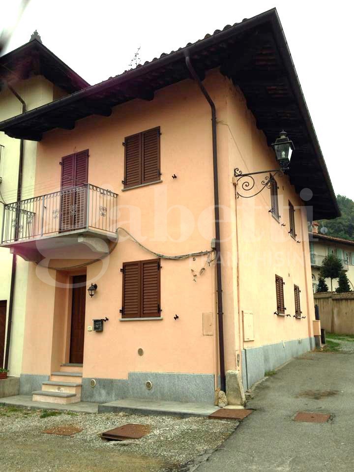 Casa indipendente arredata in affitto a Saluzzo