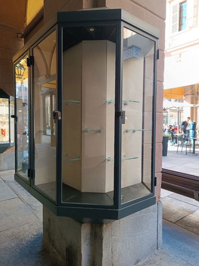 Negozio ristrutturato a Saluzzo