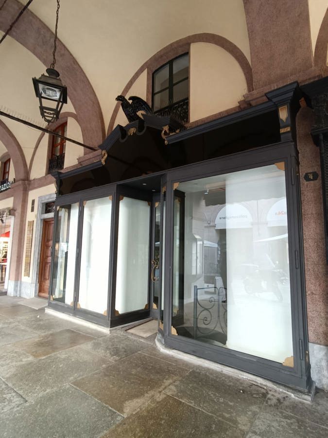 Negozio ristrutturato a Saluzzo