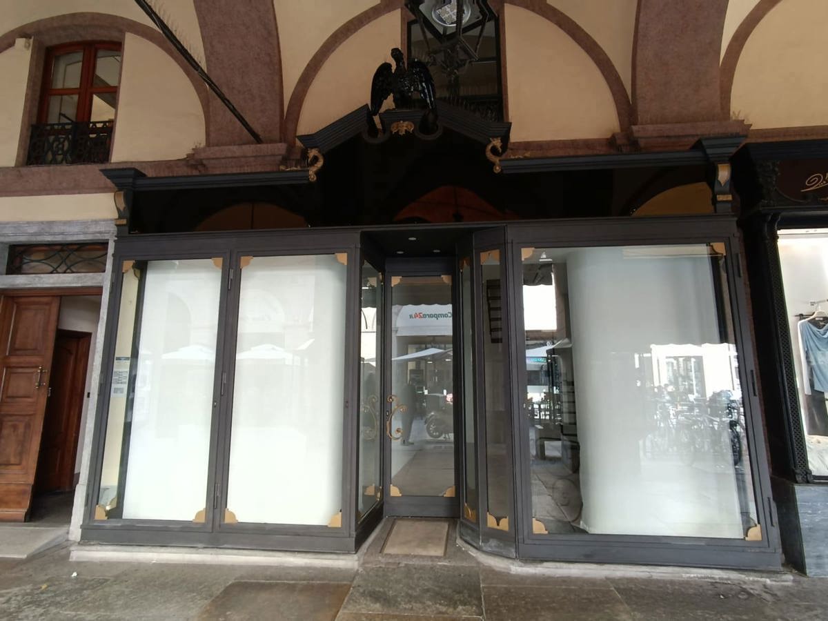 Negozio ristrutturato a Saluzzo