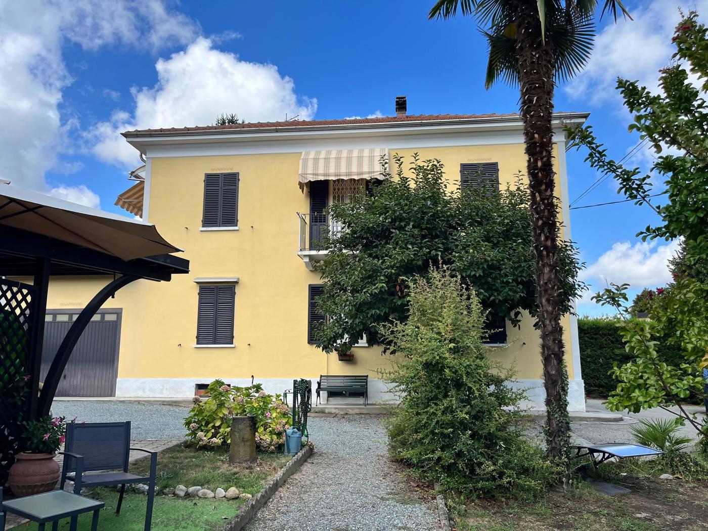Villa in vendita a Verzuolo