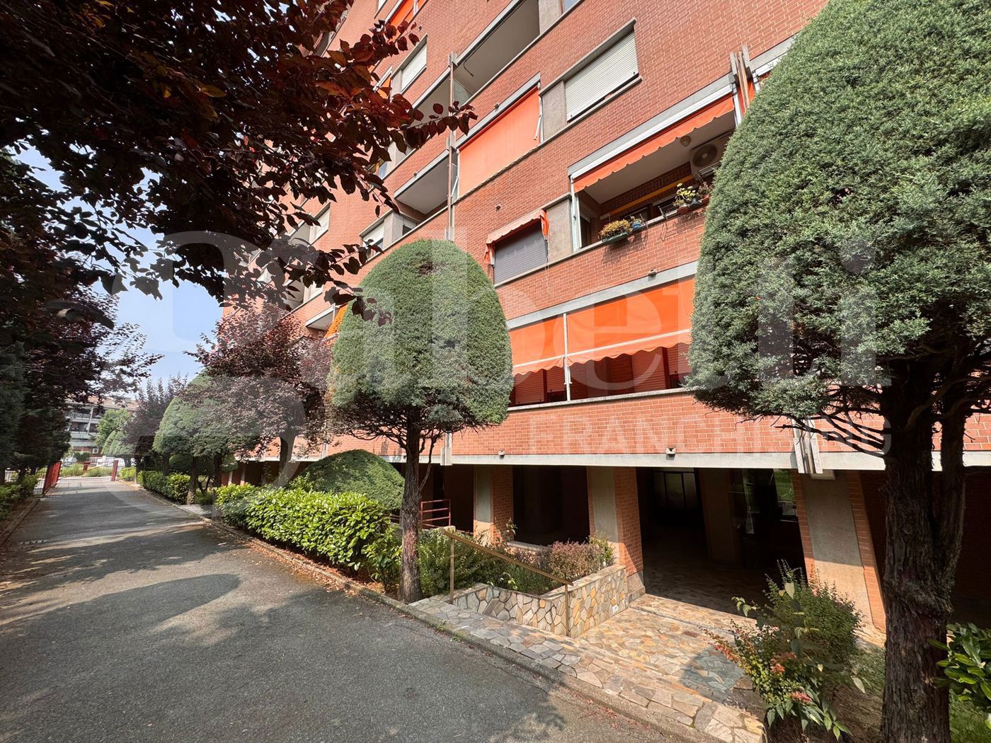 Quadrilocale con box a Orbassano