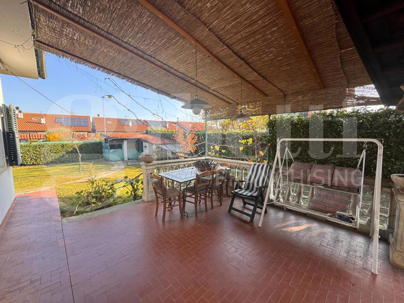 Villa con giardino a Bruino