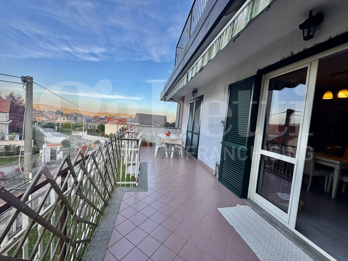 Appartamento con box doppio a Sangano